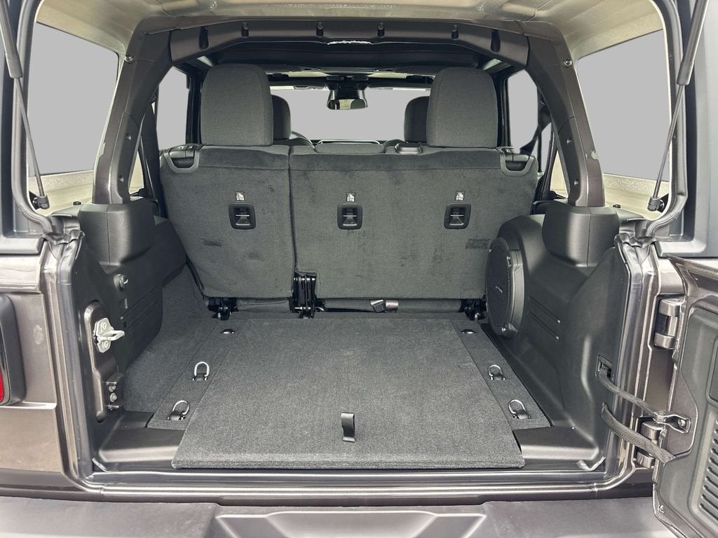 New 2026 Jeep Wrangler 4-DOOR WILLYS Sport Utility