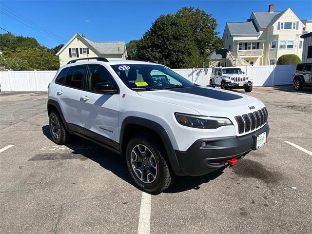 2022 Jeep Cherokee Trailhawk photo 3