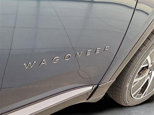 2025 Jeep Wagoneer S Limited photo 3