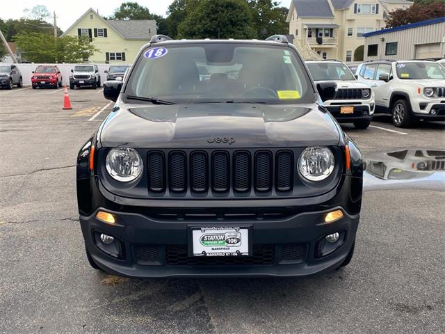 2018 Jeep Renegade Latitude Altitude photo 2