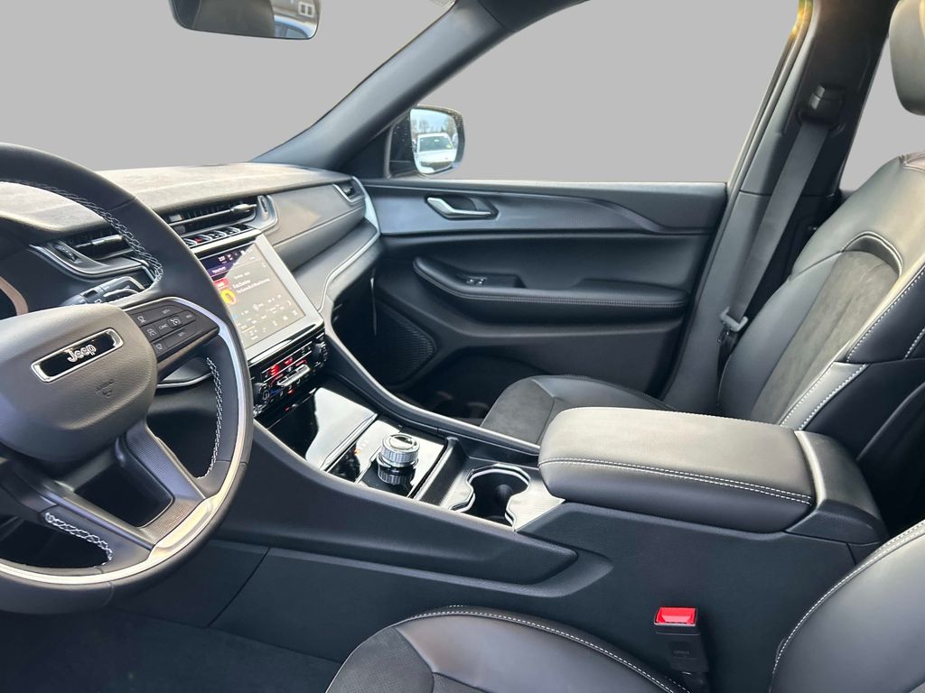 2025 Jeep Grand Cherokee L Altitude - Photo 8