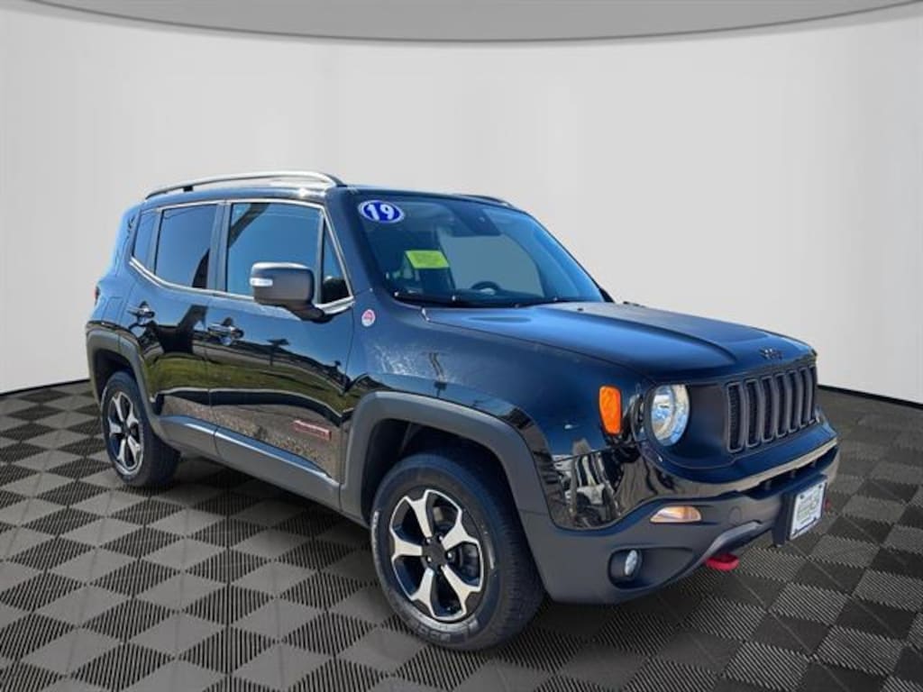 Used 2019 Jeep Renegade Trailhawk 4x4 SUV