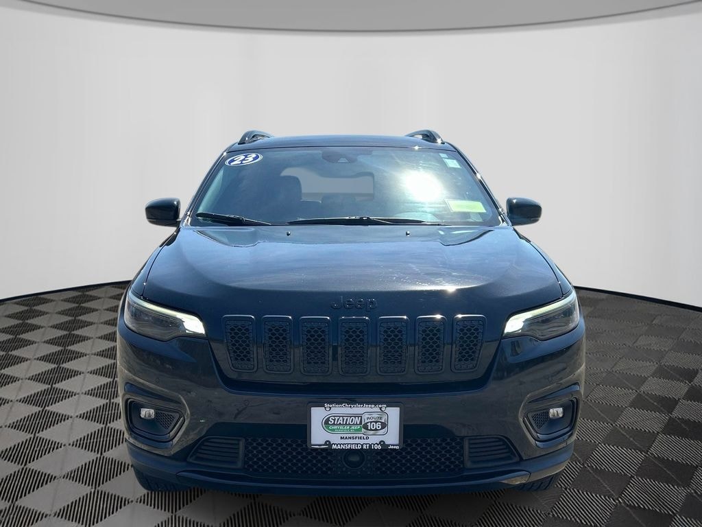 Used 2023 Jeep Cherokee Altitude Lux SUV