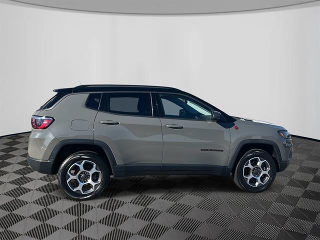 2022 Jeep Compass Trailhawk photo 4