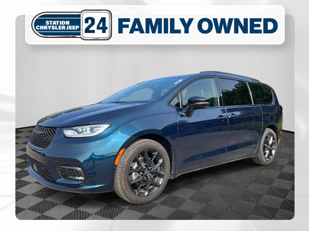 2025 Chrysler Pacifica