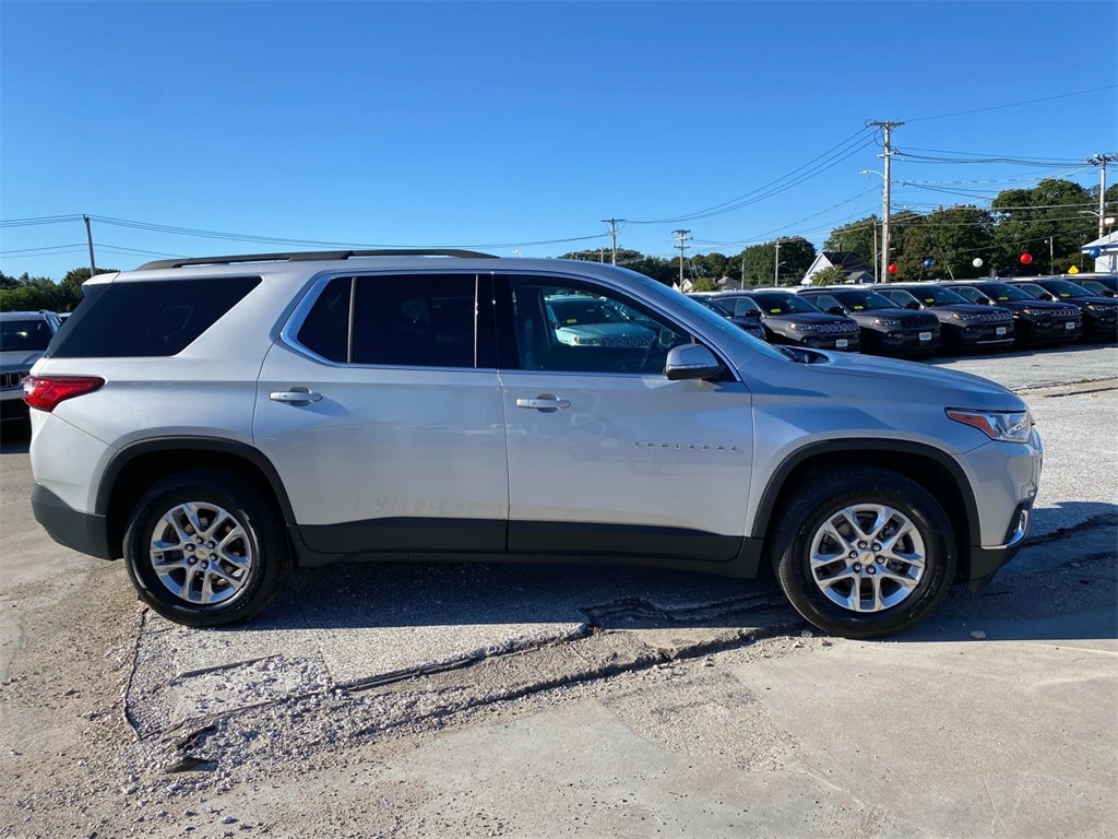 Used 2021 Chevrolet Traverse 3LT with VIN 1GNEVHKW1MJ257022 for sale in Mansfield, MA