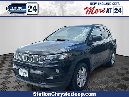 2022 Jeep Compass Latitude SUV
