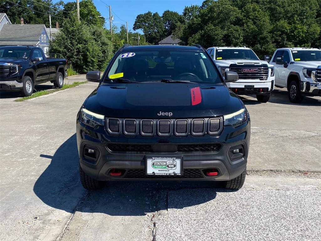 2022 Jeep Compass Trailhawk photo 2