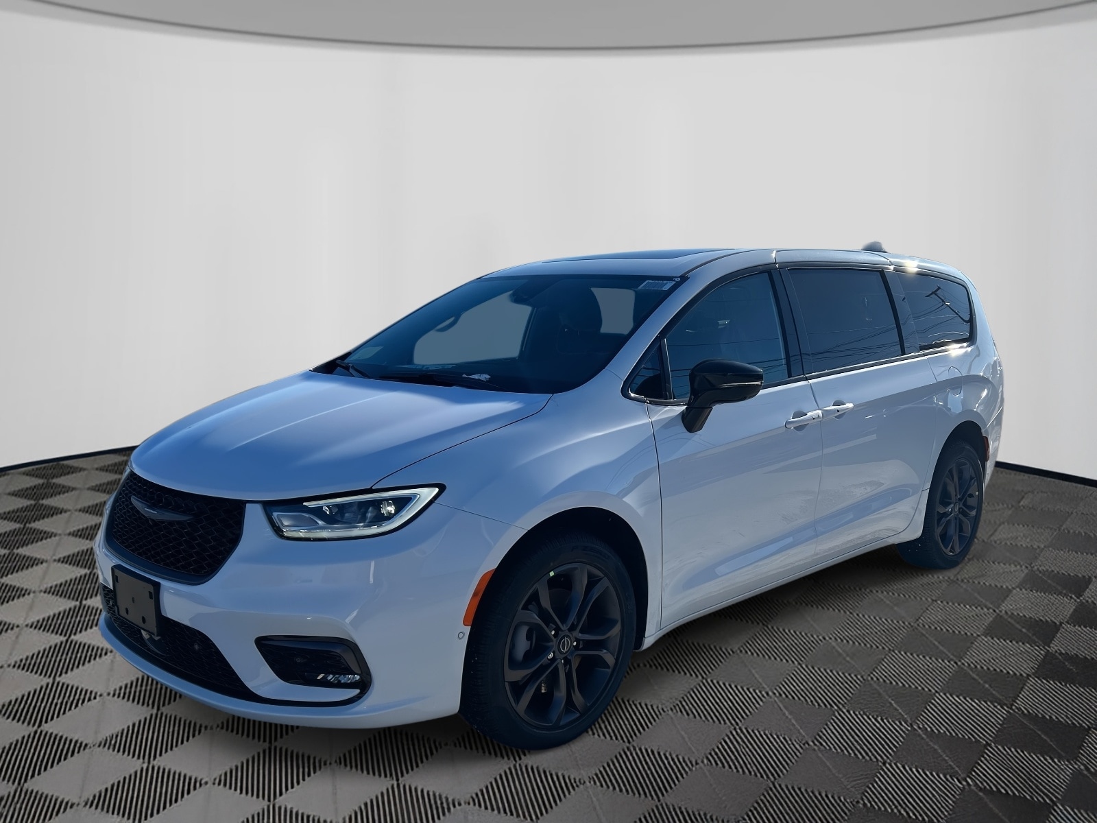 2026 Chrysler Pacifica Select's photo