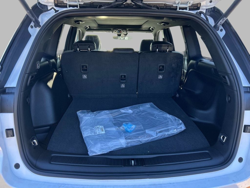 New 2025 Jeep Grand Cherokee LIMITED 4X4 Sport Utility