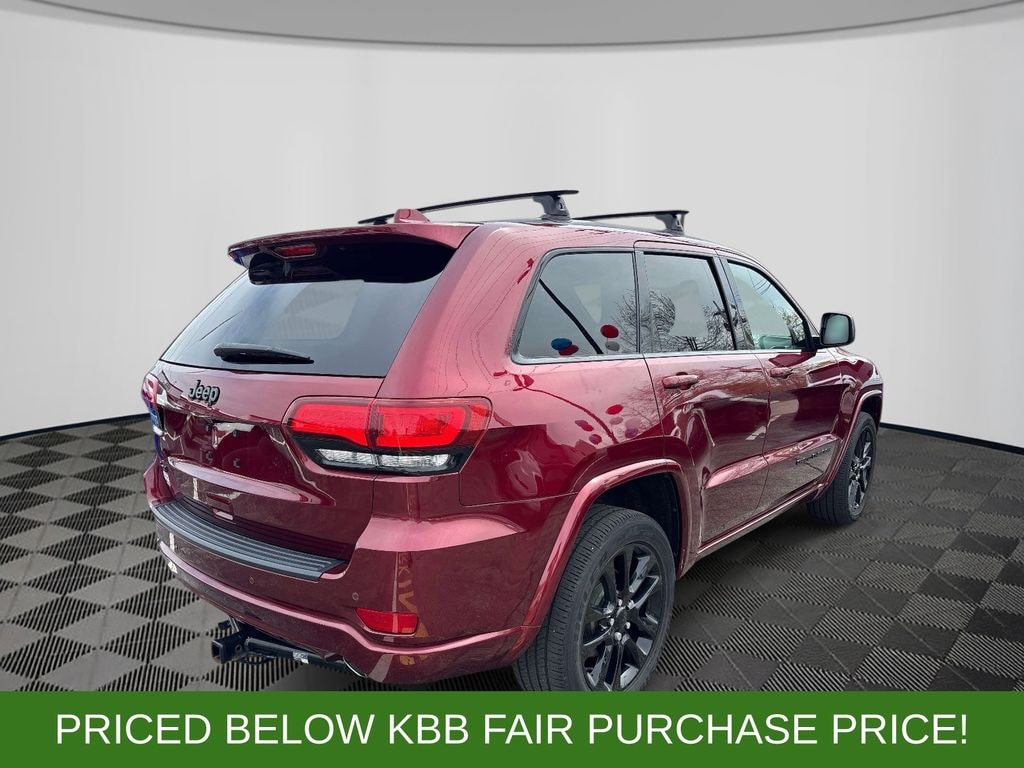 Used 2020 Jeep Grand Cherokee Laredo SUV