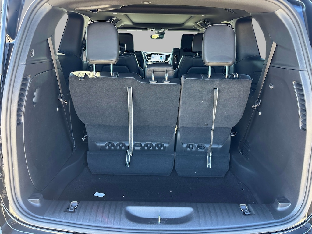 New 2026 Chrysler Pacifica SELECT AWD Passenger Van