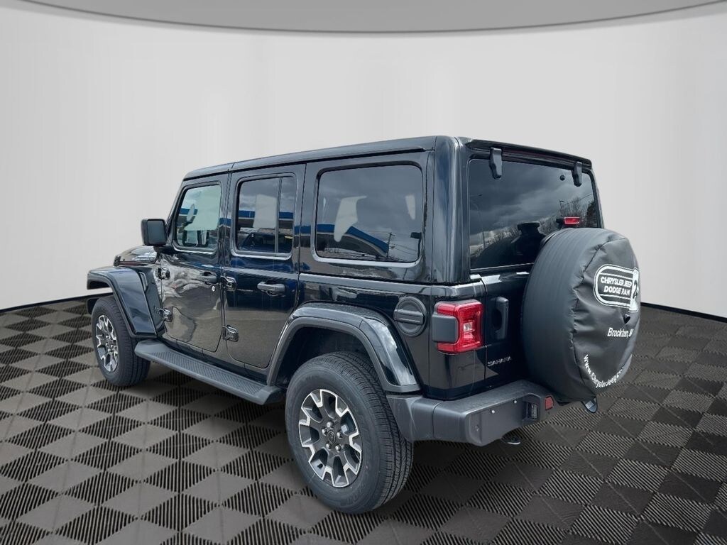 New 2026 Jeep Wrangler 4-Door Sahara 4x4 Sport Utility