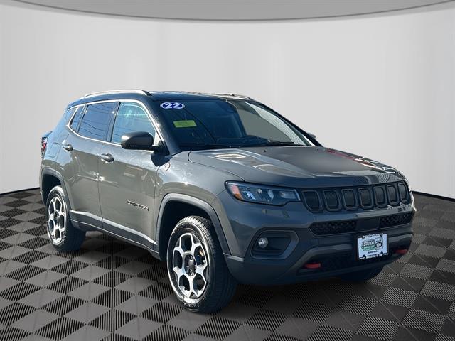 2022 Jeep Compass Trailhawk photo 3