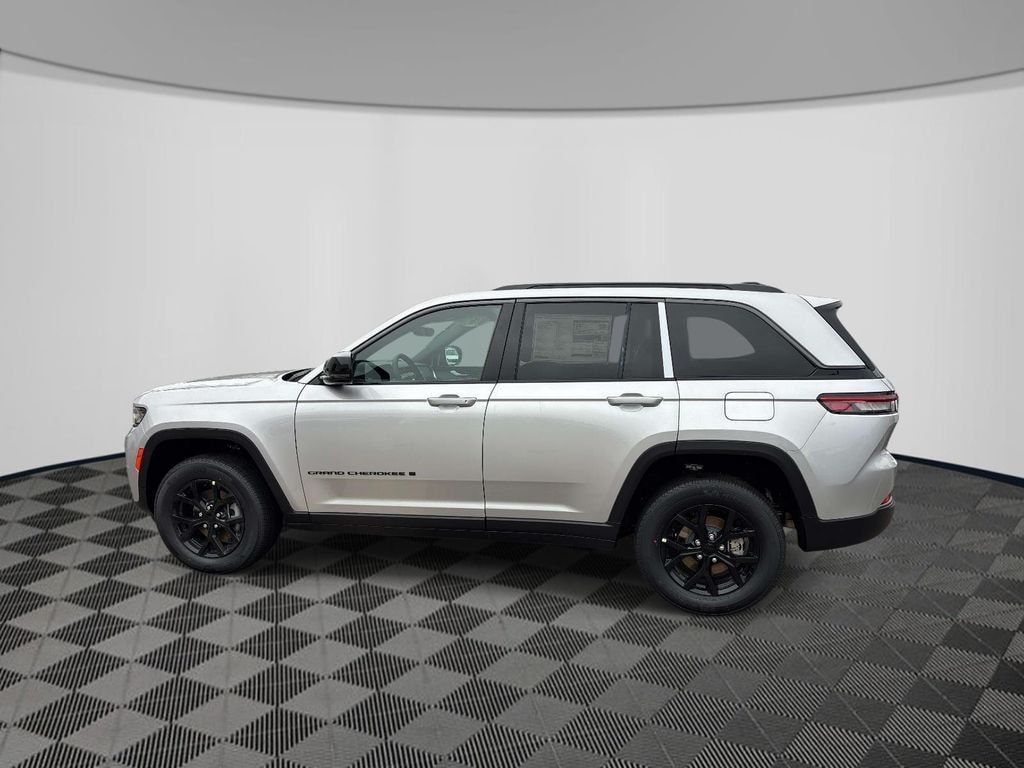 New 2026 Jeep Grand Cherokee Altitude 4x4 Sport Utility