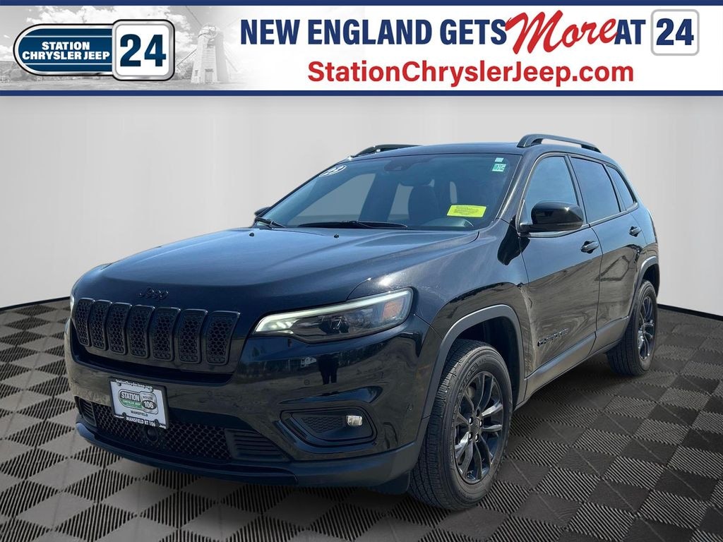 Used 2023 Jeep Cherokee Altitude Lux SUV