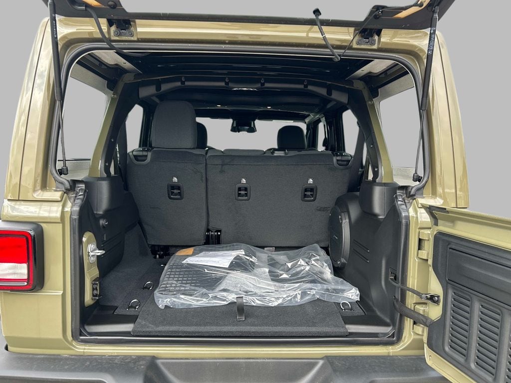 New 2026 Jeep Wrangler 4-Door Sport S 4x4 Sport Utility