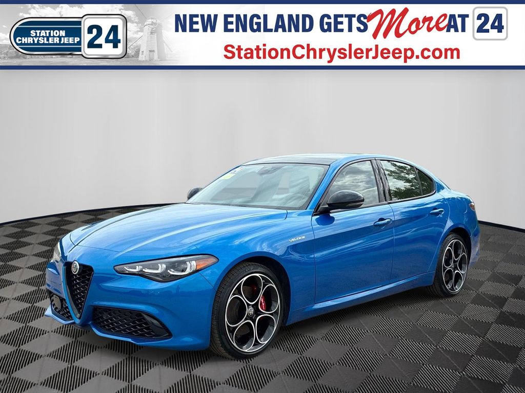 2024 Alfa Romeo Giulia Veloce AWD's photo