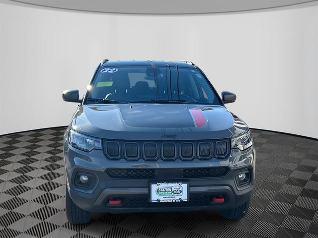 2022 Jeep Compass Trailhawk photo 2