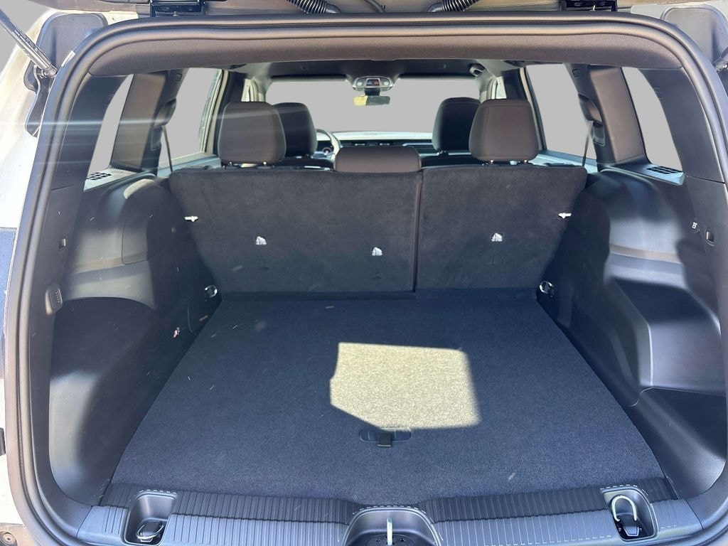 New 2026 Jeep Cherokee LAREDO 4X4 Sport Utility