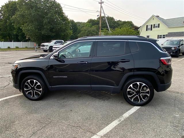 2022 Jeep Compass Limited photo 2