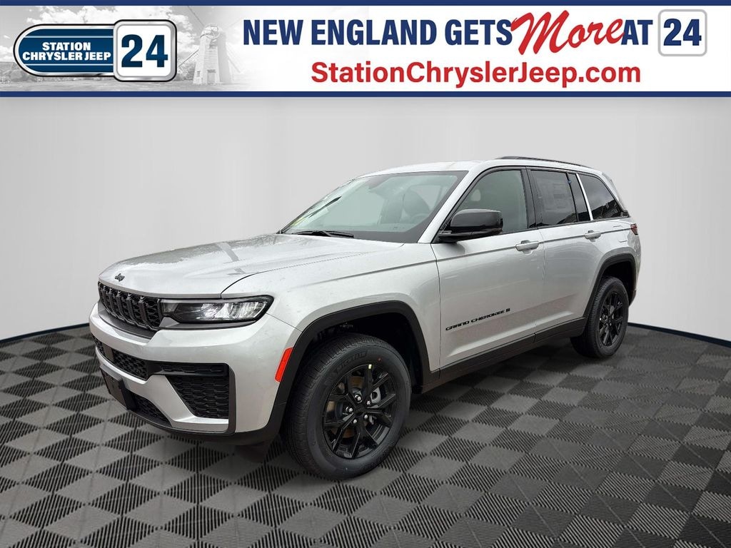 New 2026 Jeep Grand Cherokee Altitude 4x4 Sport Utility