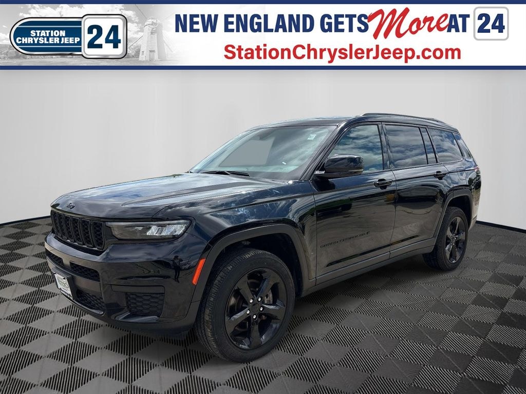 Used 2023 Jeep Grand Cherokee L Laredo SUV