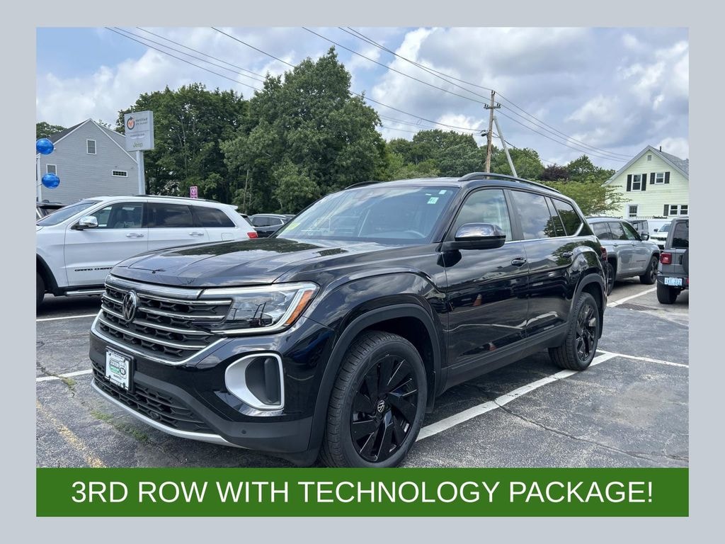 Used 2024 Volkswagen Atlas 2.0T SE w/Technology SUV