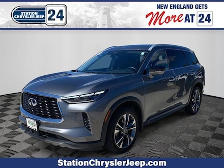 2022 INFINITI QX60 LUXE SUV