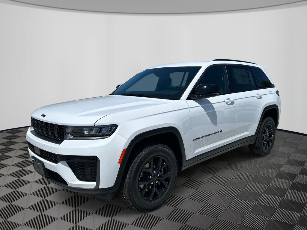 2026 Jeep Grand Cherokee Laredo Altitude 4x4's photo