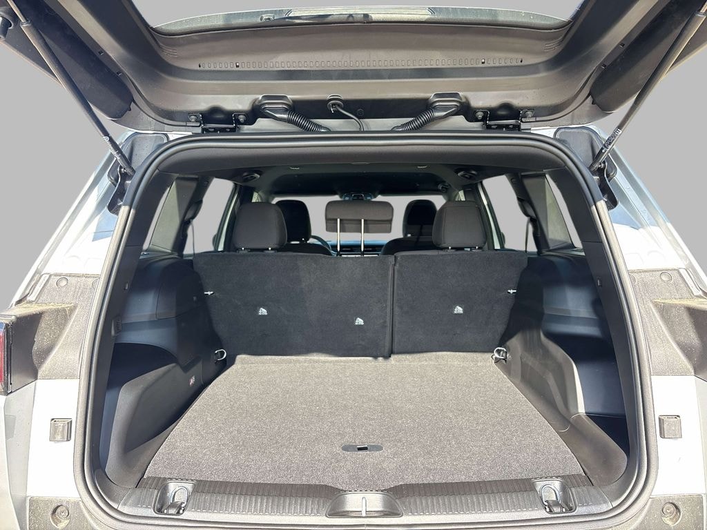 New 2026 Jeep Cherokee LAREDO 4X4 Sport Utility