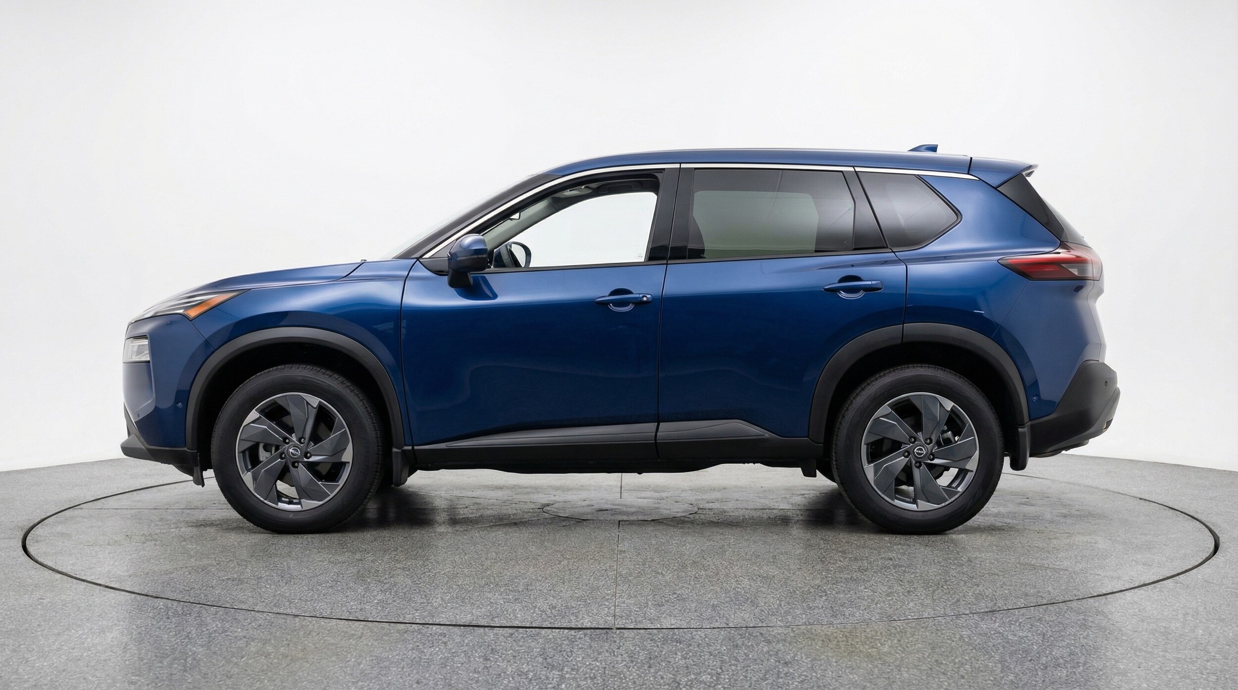 Thumbnail: 2025 Nissan Rogue - 4