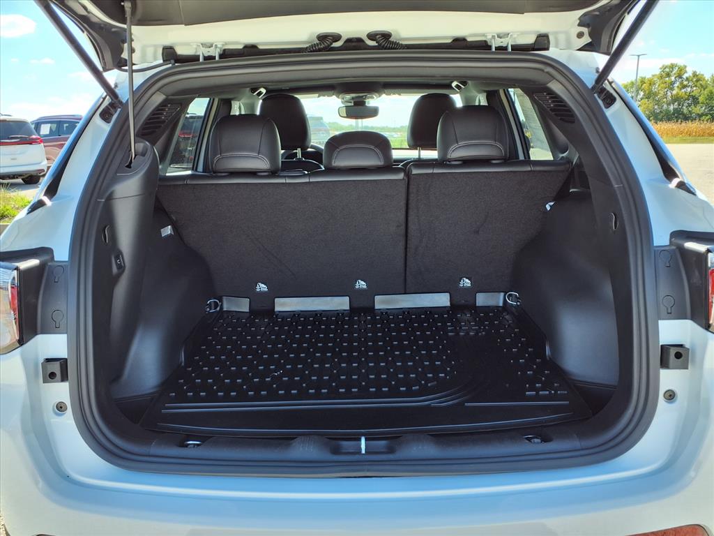 2025 Jeep Compass Latitude - Photo 28