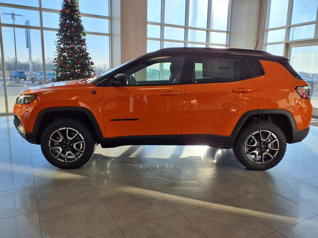2026 Jeep Compass Trailhawk - Photo 23