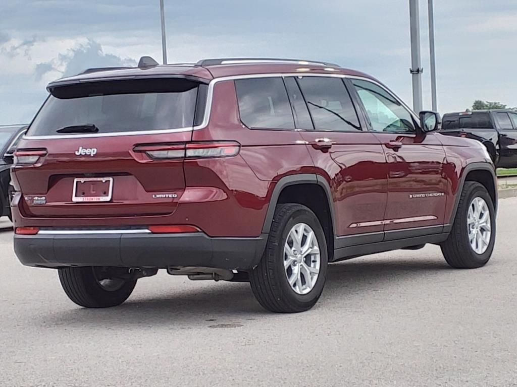 Used 2023 Jeep Grand Cherokee L Limited with VIN 1C4RJKBG4P8751141 for sale in Staunton, IL