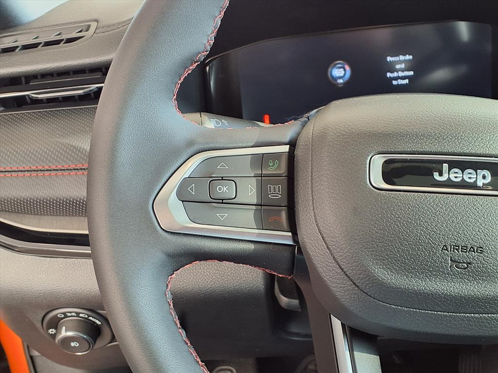 2026 Jeep Compass Trailhawk - Photo 18