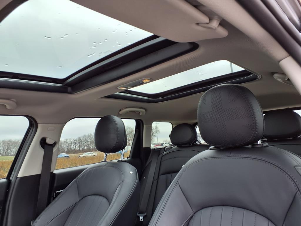 2023 MINI Clubman S - Photo 6