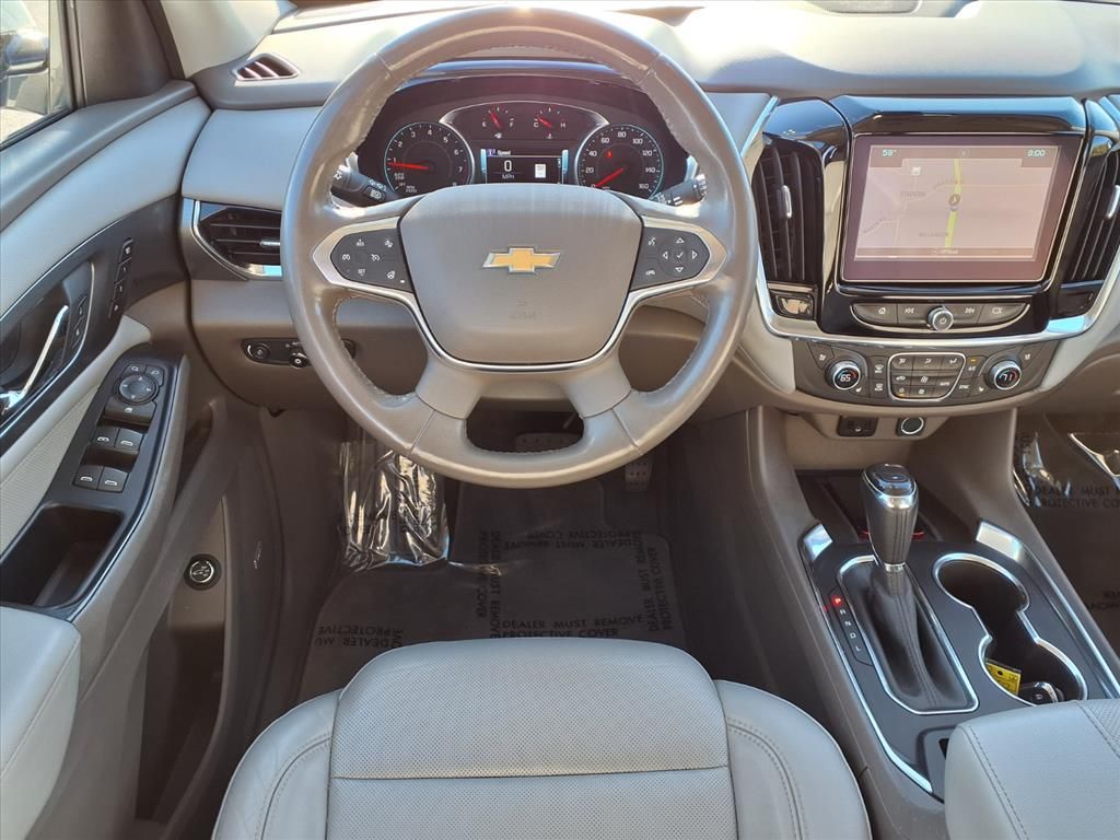 2019 Chevrolet Traverse Premier photo 3