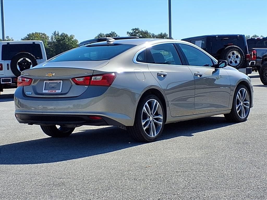 Used 2023 Chevrolet Malibu 1LT with VIN 1G1ZD5ST4PF211847 for sale in Staunton, IL
