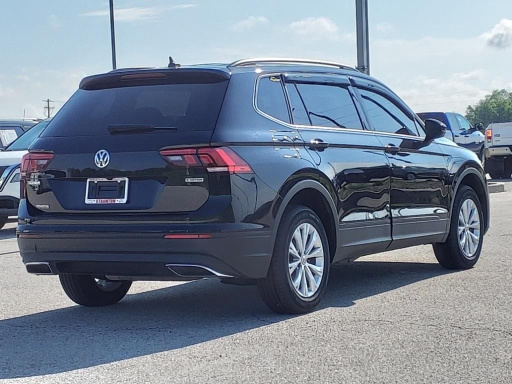 Used 2020 Volkswagen Tiguan S with VIN 3VV0B7AX4LM116772 for sale in Staunton, IL