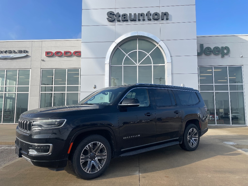 2024 Jeep Wagoneer L Series II's photo