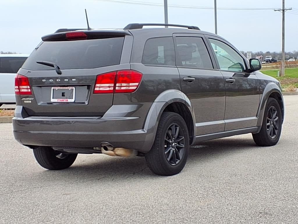 Used 2020 Dodge Journey SE with VIN 3C4PDCAB9LT276723 for sale in Staunton, IL