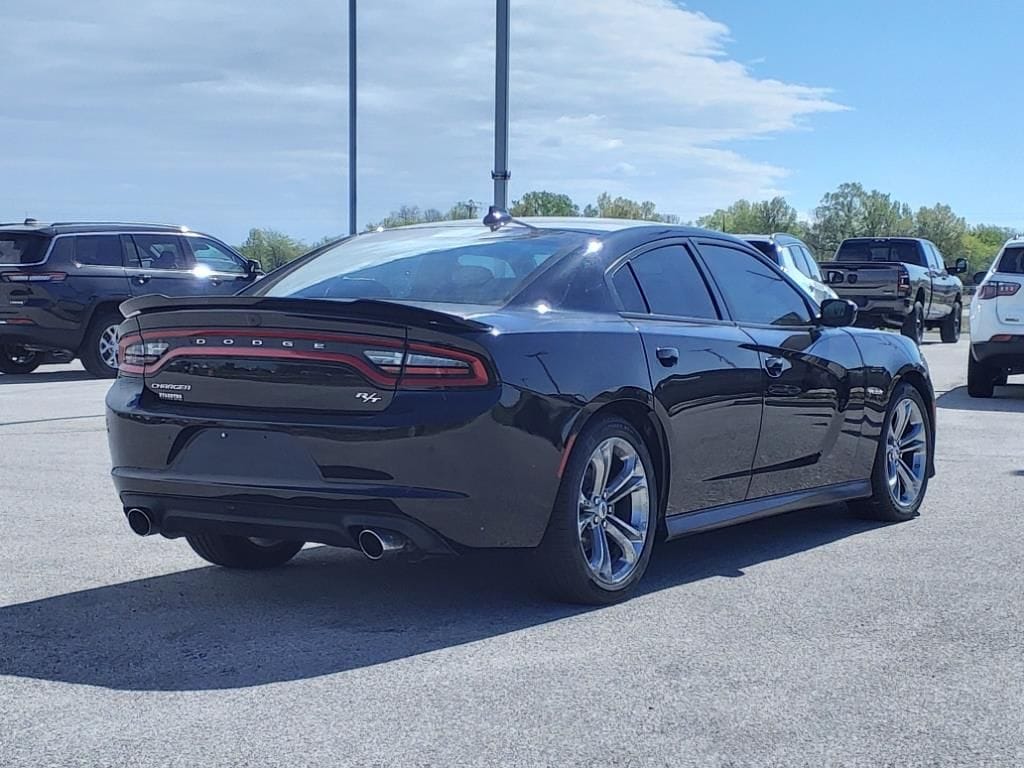 Used 2022 Dodge Charger R/T with VIN 2C3CDXCT3NH165886 for sale in Staunton, IL