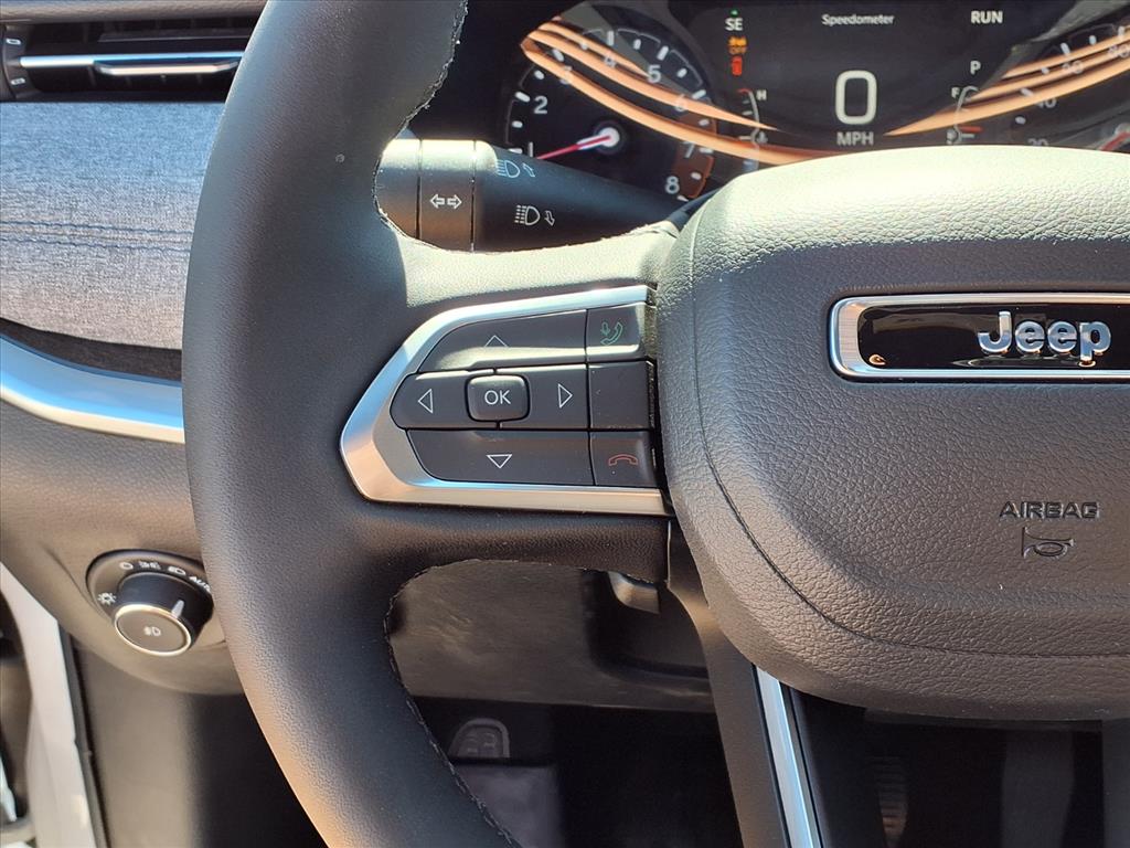 2025 Jeep Compass Latitude - Photo 18