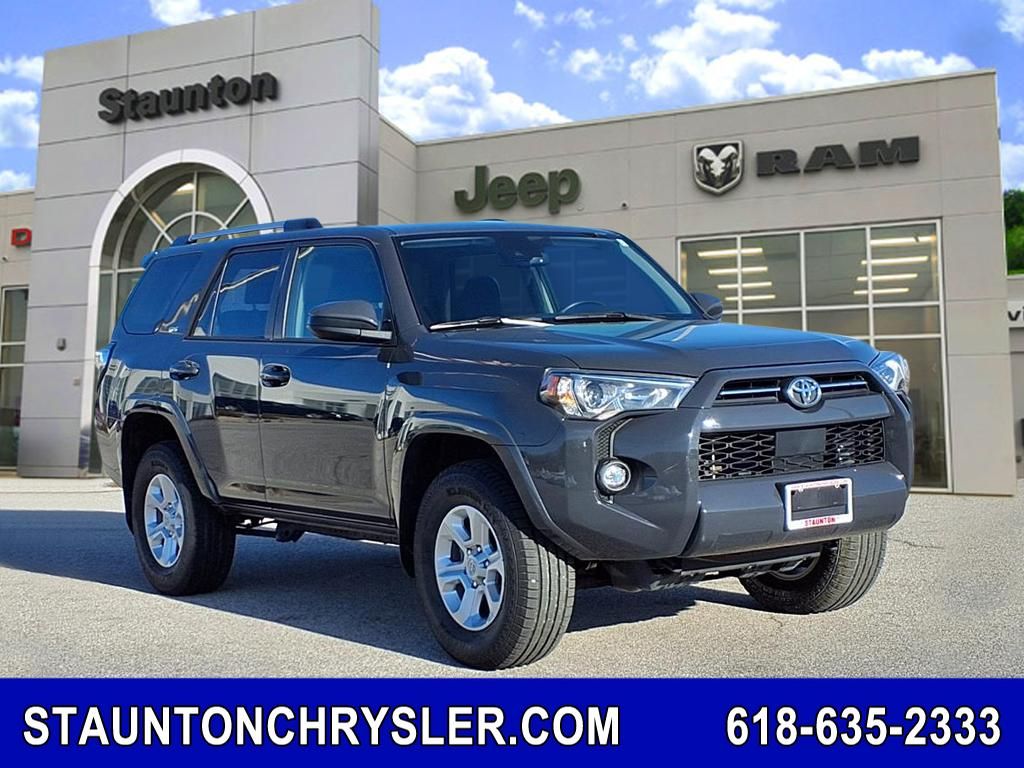 2024 Toyota 4Runner SR5's photo