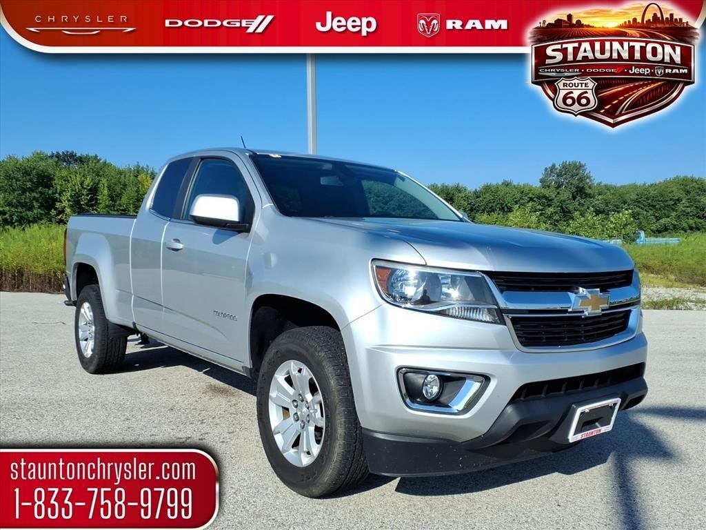 Used 2018 Chevrolet Colorado LT with VIN 1GCHSCEA1J1216029 for sale in Staunton, IL