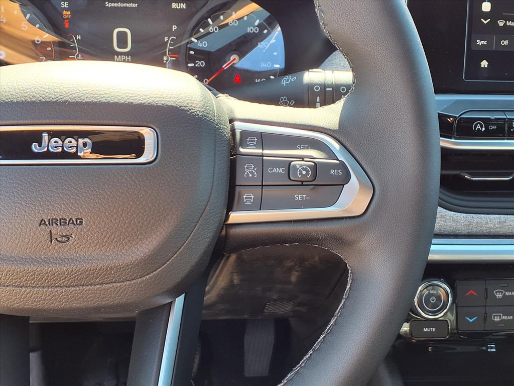 2025 Jeep Compass Latitude - Photo 19