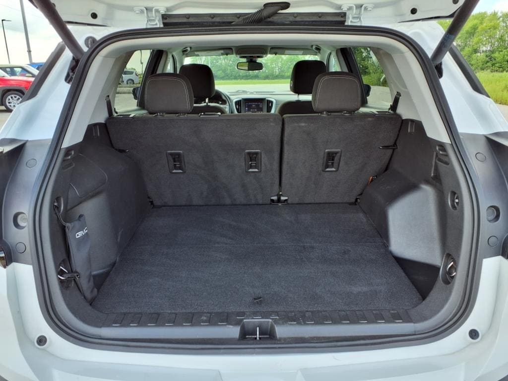2023 GMC Terrain SLE - Photo 27