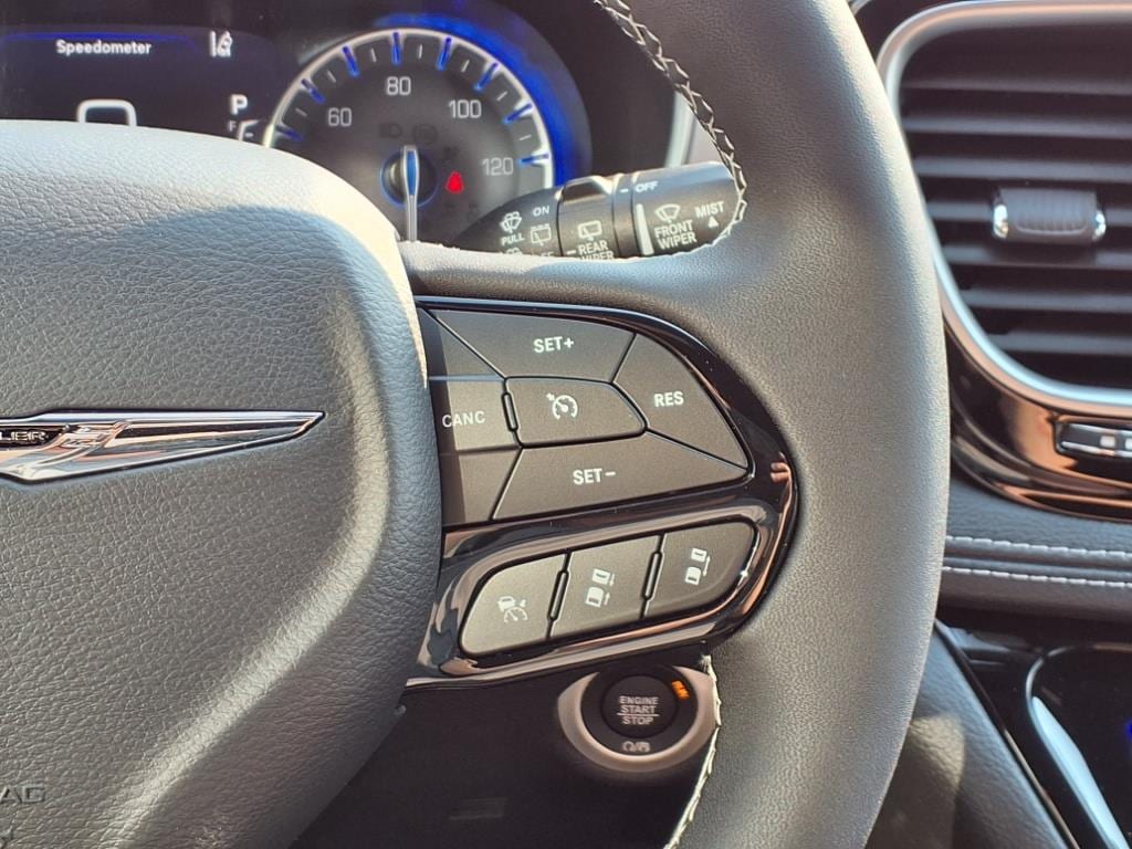 2025 Chrysler Pacifica Limited - Photo 19