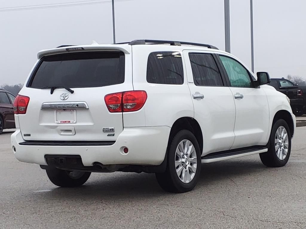 Used 2016 Toyota Sequoia Platinum with VIN 5TDDW5G14GS140832 for sale in Staunton, IL